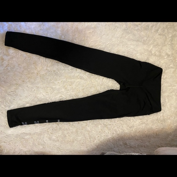 Pink cozy leggings - Picture 3 of 4